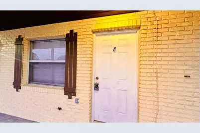 979 Berkley Road #4, Auburndale, FL 33823 - Photo 2