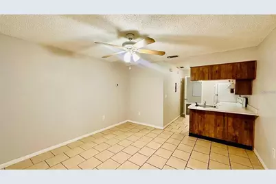 979 Berkley Road #4, Auburndale, FL 33823 - Photo 4