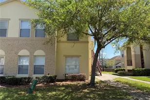 2864 Club Cortile Cir, Kissimmee, FL 34746 - Photo 2