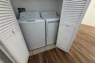 2864 Club Cortile Cir, Kissimmee, FL 34746 - Photo 16