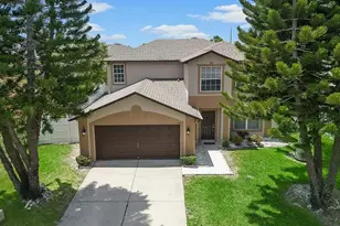 3304 Amberley Park Cir, Kissimmee, FL 34743 - Photo 2