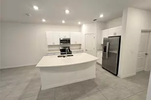 3575 Mayfair St, Kissimmee, FL 34758 - Photo 8