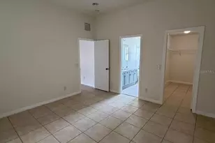 542 Lakeview Ct, Kissimmee, FL 34759 - Photo 4