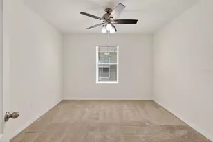 1673 Barberry Dr, Kissimmee, FL 34744 - Photo 20