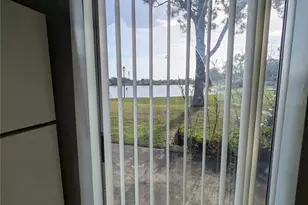 37 Las Brisas Way, Kissimmee, FL 34743 - Photo 4