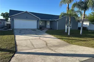 214 Magellan Dr, Kissimmee, FL 34758 - Photo 1