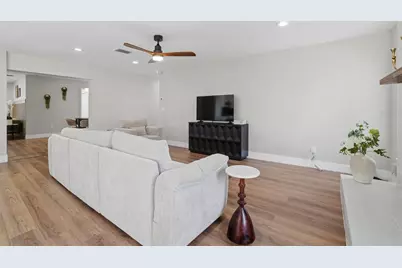 6145 Mary Lynn Court, Orlando, FL 32807 - Photo 12