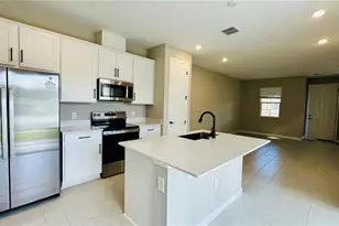 1528 Erin Breeze Ln, Kissimmee, FL 34744 - Photo 2