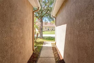 2563 Aster Cove Ln, Kissimmee, FL 34758 - Photo 2