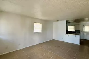 325 W Pierce St, Lake Alfred, FL 33850 - Photo 2