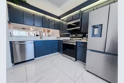 3635 Whitehall Drive #401, West Palm Beach, FL 33401 - Photo 12