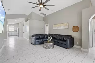 2657 Oneida Loop, Kissimmee, FL 34747 - Photo 10