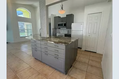 611 Casterton Circle, Davenport, FL 33897 - Photo 6