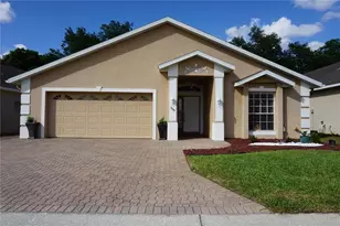 500 Vista Oaks Way, Davenport, FL 33837 - Photo 1