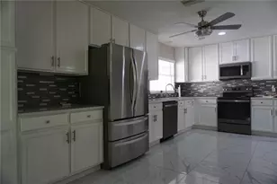 500 Vista Oaks Way, Davenport, FL 33837 - Photo 8