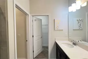 8817 Beth Page Ln, Davenport, FL 33896 - Photo 18