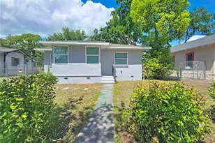 1035 15th Ave S, Saint Petersburg, FL 33705 - Photo 1