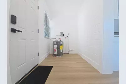 1035 15th Avenue S, Saint Petersburg, FL 33705 - Photo 8