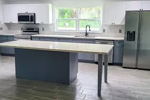 205 E Cornell St, Avon Park, FL 33825 - Photo 10