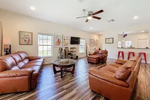 810 Pecan Ave, Sanford, FL 32771 - Photo 12