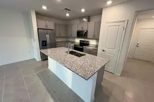 680 Stoney Point Circle, Davenport, FL 33896 - Photo 4