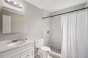 334 W Howry Ave, Deland, FL 32720 - Photo 16