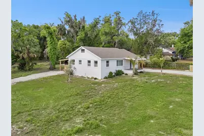 334 W Howry Avenue, Deland, FL 32720 - Photo 2