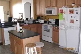 136 Grantham Dr, Davenport, FL 33897 - Photo 8