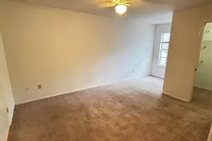 1615 Columbia Arms Cir, Kissimmee, FL 34741 - Photo 10