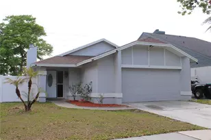 425 Blue Jacket Ln, Orlando, FL 32825 - Photo 2