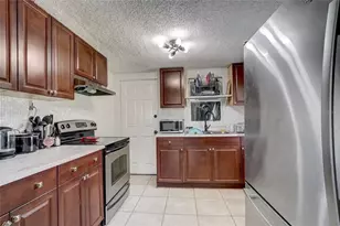 2902 Pershing St, Kissimmee, FL 34741 - Photo 2