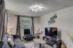 2902 Pershing St, Kissimmee, FL 34741 - Photo 4