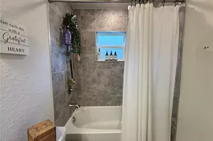 353 Windy Willow Wy, Saint Cloud, FL 34771 - Photo 14