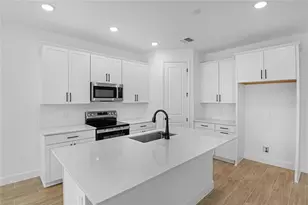 139 Waterstone Loop, Tavares, FL 32778 - Photo 4
