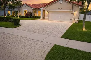 13431 SW 17th Ct, Miramar, FL 33027 - Photo 2