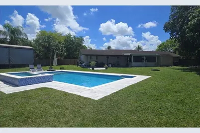 16281 SW 274th Street, Homestead, FL 33031 - Photo 2