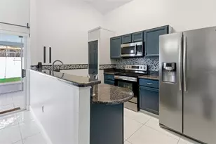 2400 Weymouth Ct, Kissimmee, FL 34743 - Photo 12