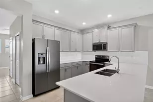1181 Drop Ln, Davenport, FL 33896 - Photo 8