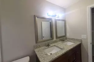 210 N Lone Oak Dr, Leesburg, FL 34748 - Photo 8