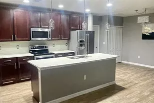 433 Sardinia Cir, Davenport, FL 33837 - Photo 4