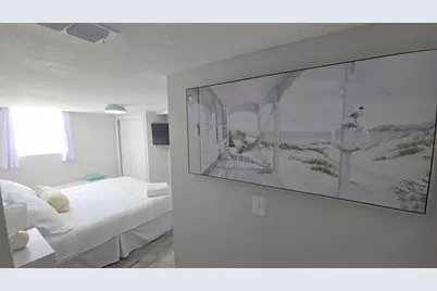 2107 Pine Terrace, Sarasota, FL 34231 - Photo 10