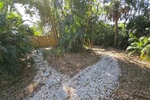 2107 Pine Terrace, Sarasota, FL 34231 - Photo 28