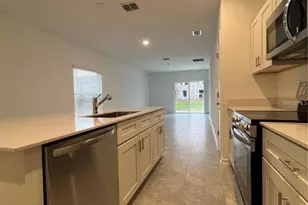 5822 Le Marin Wy, Kissimmee, FL 34758 - Photo 4