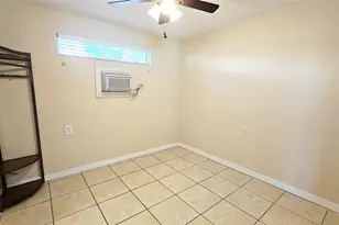 870 S McCall Rd, Englewood, FL 34223 - Photo 12