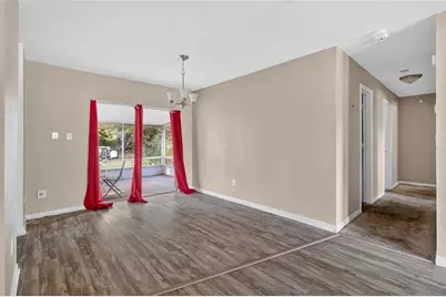 2715 Elmhurst Circle, Orlando, FL 32810 - Photo 12