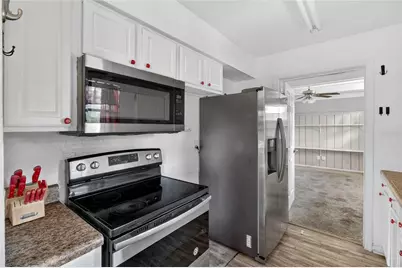 2715 Elmhurst Circle, Orlando, FL 32810 - Photo 20