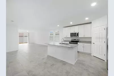 2606 Irish Elk Avenue, Davenport, FL 33837 - Photo 2