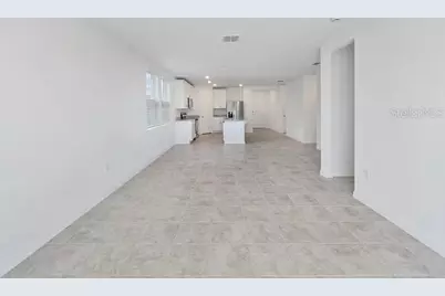 2606 Irish Elk Avenue, Davenport, FL 33837 - Photo 8