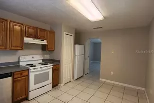 319 Baccarat Ct, Kissimmee, FL 34759 - Photo 6