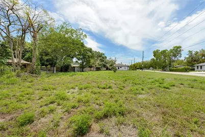 27811 Wisconsin Street, Bonita Springs, FL 34135 - Photo 4